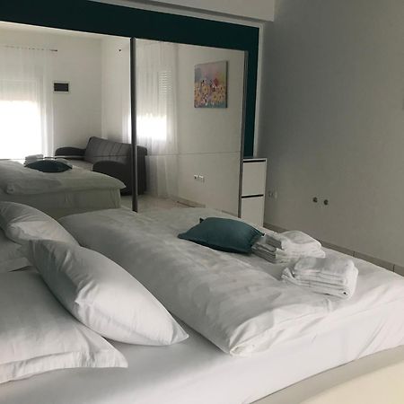 Apartments Villa Lili Умаг Екстериор снимка
