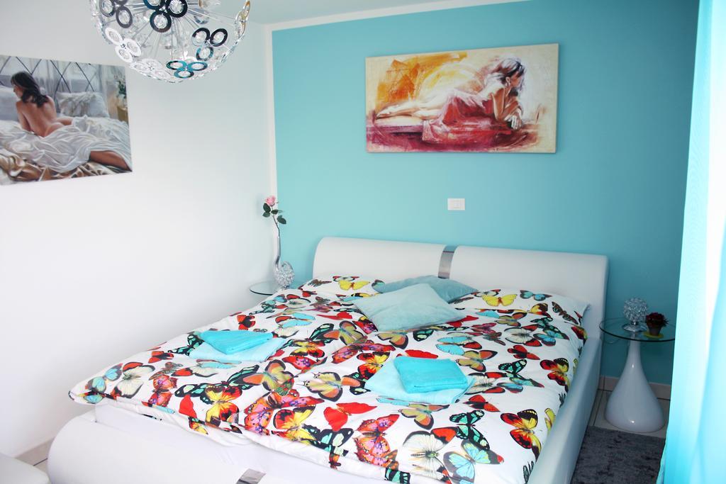 Apartments Villa Lili Умаг Стая снимка
