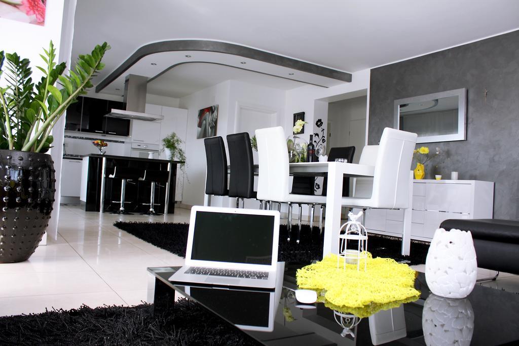 Apartments Villa Lili Умаг Стая снимка