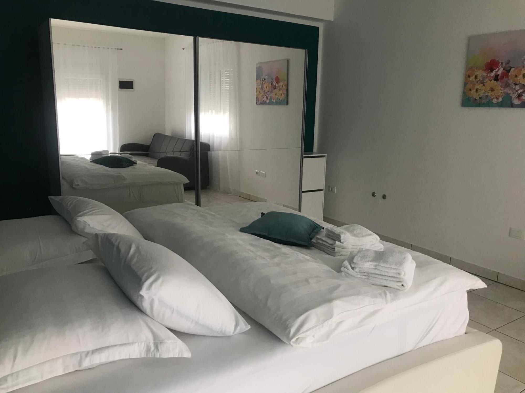 Apartments Villa Lili Умаг Екстериор снимка