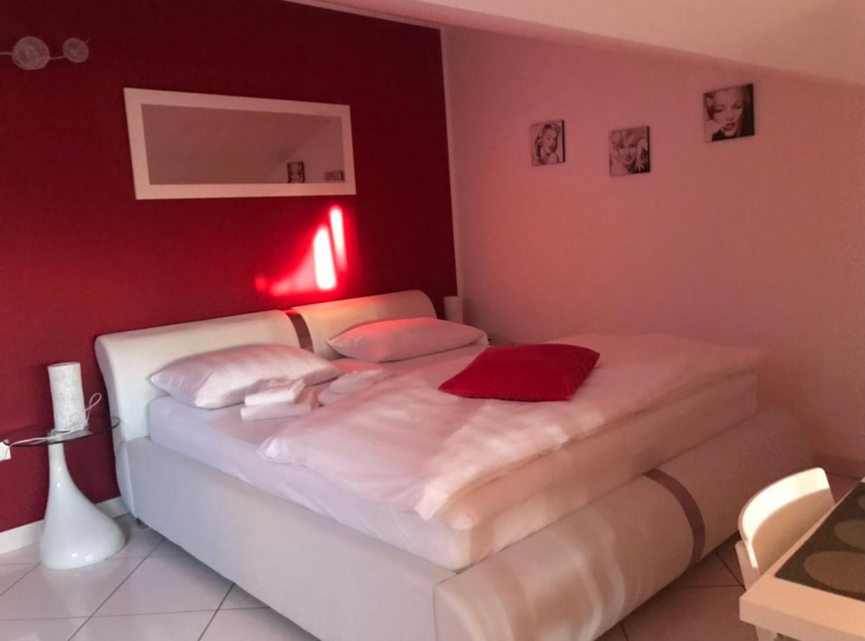 Apartments Villa Lili Умаг Екстериор снимка