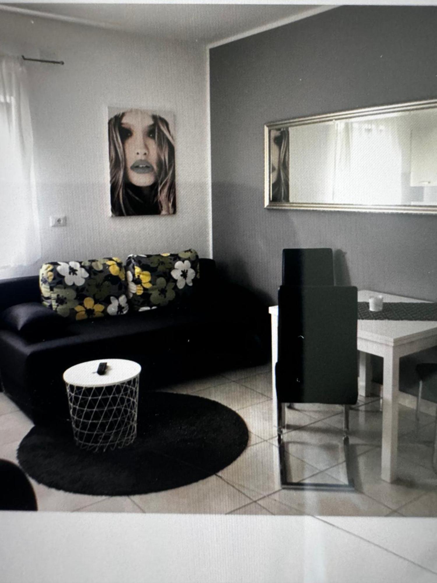 Apartments Villa Lili Умаг Екстериор снимка