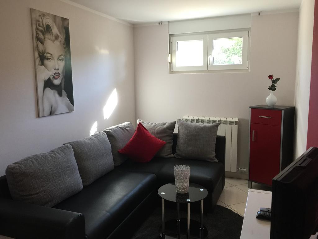Apartments Villa Lili Умаг Екстериор снимка